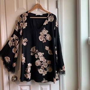 ASTR Boho floral dress